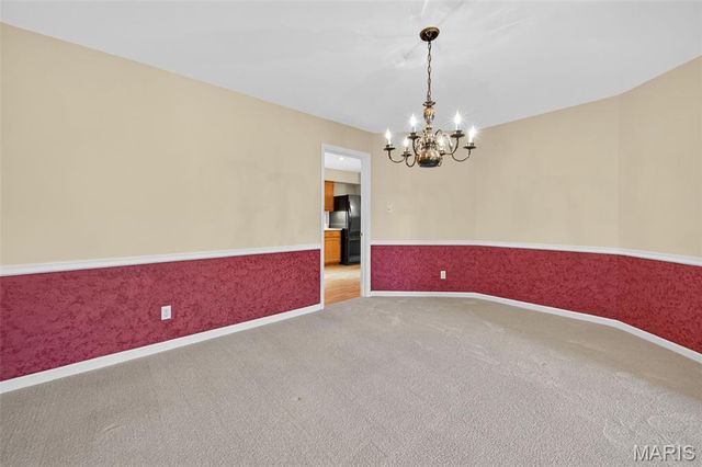 561 Sarah Lane 204, St Louis, MO 63141