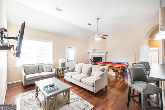 301 Meyers Lake Drive, Warner Robins, GA 31088