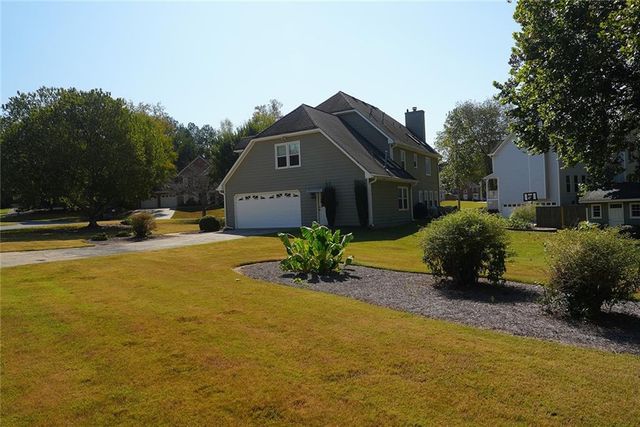 3001 SW Ashland Court, Marietta, GA 30064