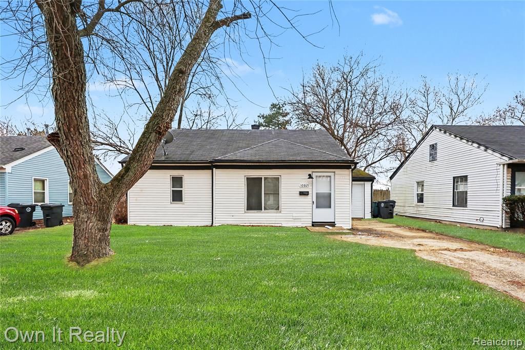 10821 Albany Street, Oak Park, MI 48237