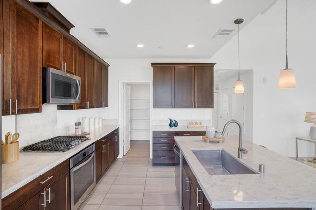 218 William Manly Street 6, San Jose, CA 95136