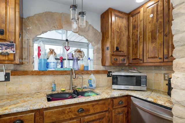 1205 Delzell Woods Road, Rogersville, MO 65742