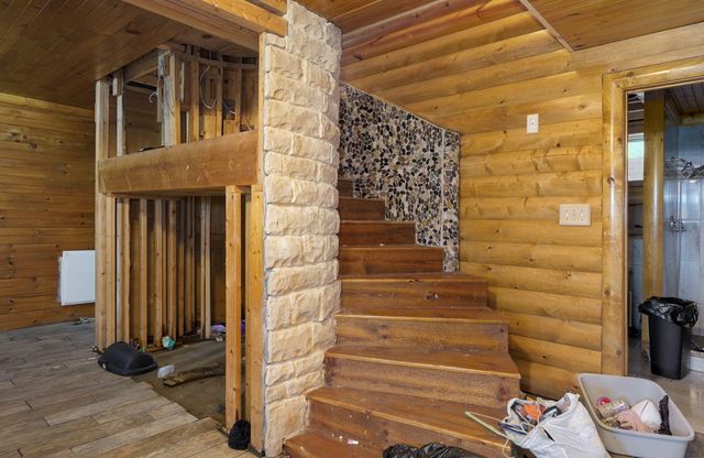 1205 Delzell Woods Road, Rogersville, MO 65742