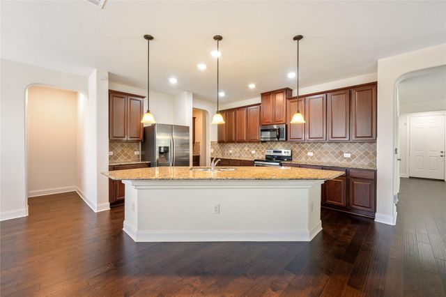 7632 Knockfin DR, Austin, TX 78744