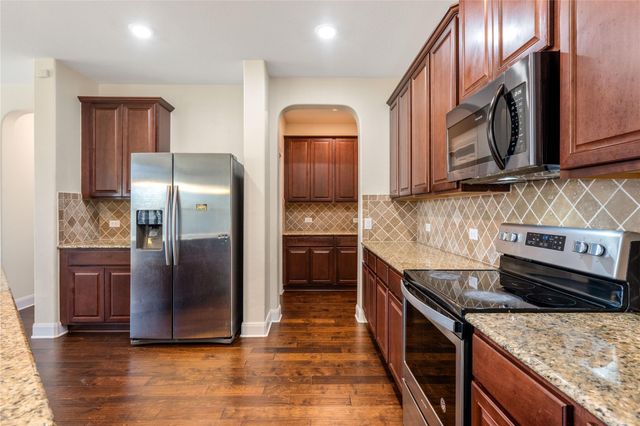 7632 Knockfin DR, Austin, TX 78744