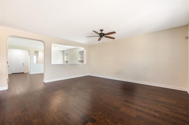 7632 Knockfin DR, Austin, TX 78744