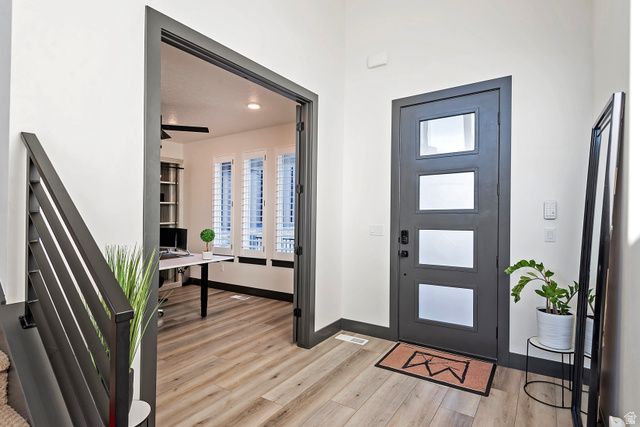 423 W RED WOLF DR, Saratoga Springs, UT 84045