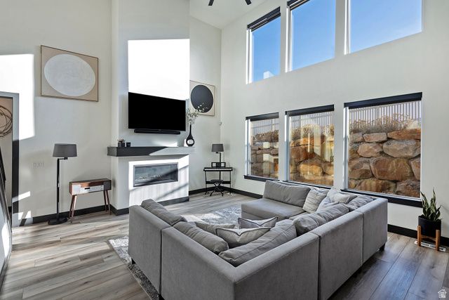 423 W RED WOLF DR, Saratoga Springs, UT 84045