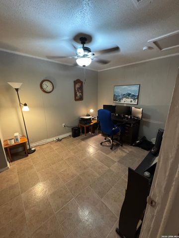 5903 Stoney Creek, San Antonio, TX 78242
