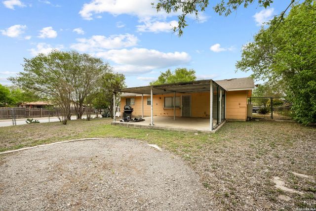 5903 Stoney Creek, San Antonio, TX 78242