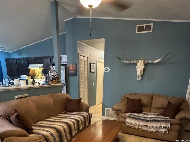 5903 Stoney Creek, San Antonio, TX 78242