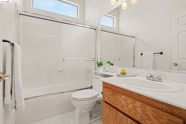 300 Winesap Dr, Brentwood, CA 94513