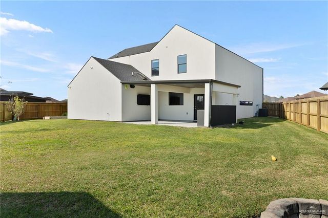 1912 Silverton Circle, Edinburg, TX 78542