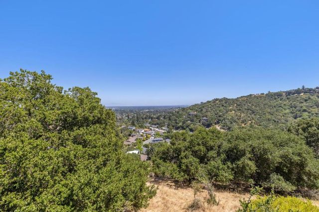 438 Portofino Drive 101, San Carlos, CA 94070