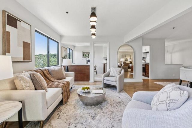 438 Portofino Drive 101, San Carlos, CA 94070