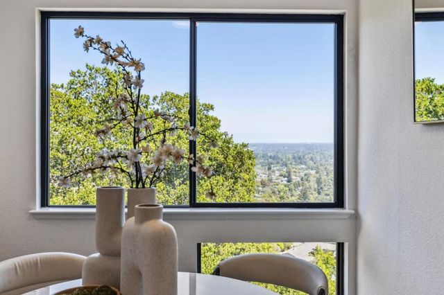 438 Portofino Drive 101, San Carlos, CA 94070