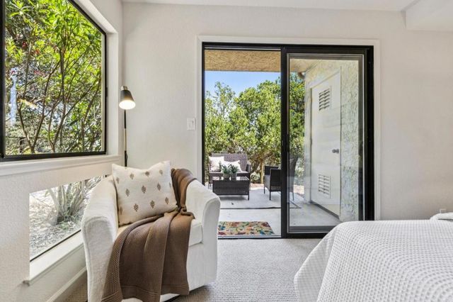 438 Portofino Drive 101, San Carlos, CA 94070