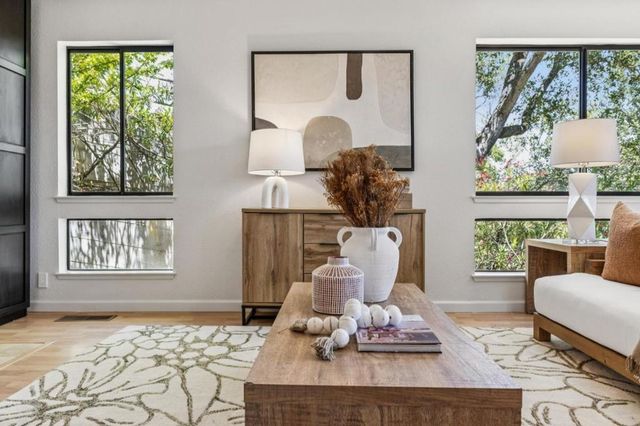 438 Portofino Drive 101, San Carlos, CA 94070