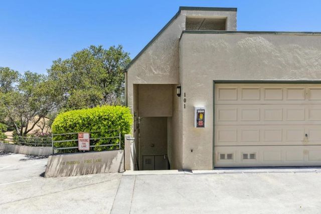 438 Portofino Drive 101, San Carlos, CA 94070