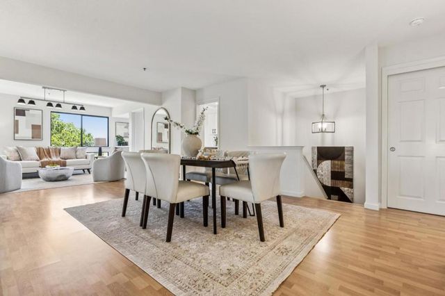 438 Portofino Drive 101, San Carlos, CA 94070