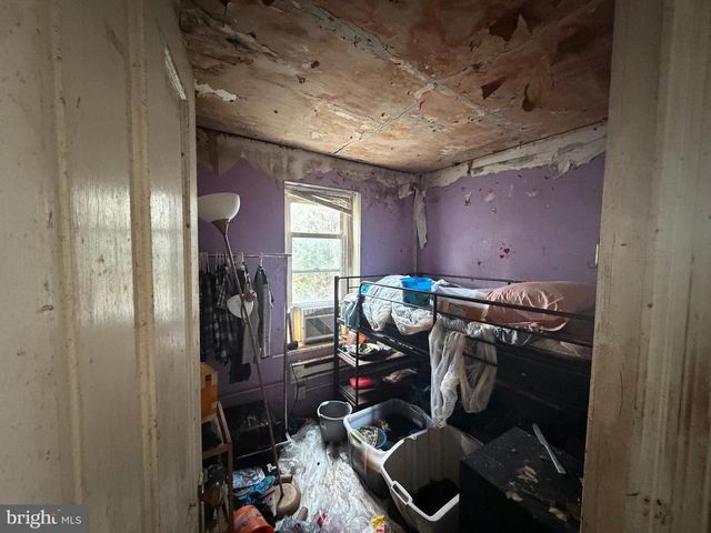 123 W MAIN ST, Pottstown, PA 19465