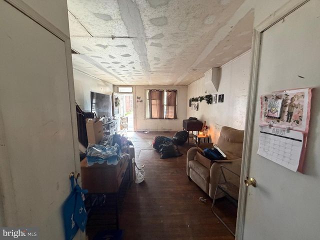 123 W MAIN ST, Pottstown, PA 19465