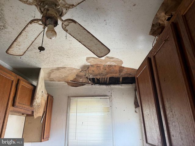 123 W MAIN ST, Pottstown, PA 19465