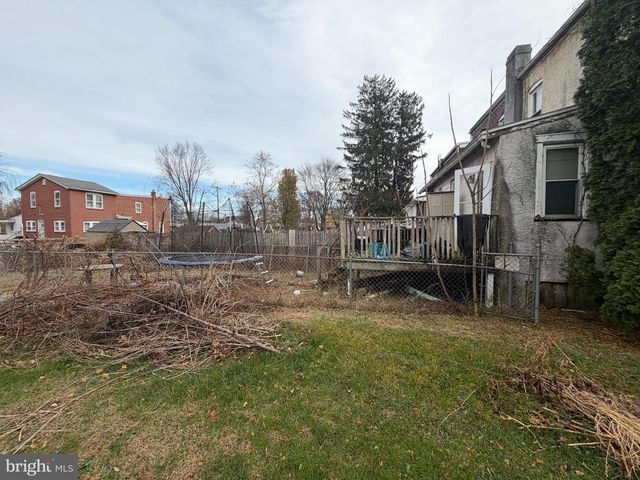 123 W MAIN ST, Pottstown, PA 19465