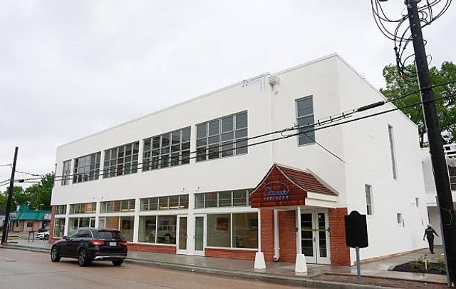 2212 Stuart Street, Houston, TX 77004