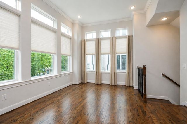 2212 Stuart Street, Houston, TX 77004