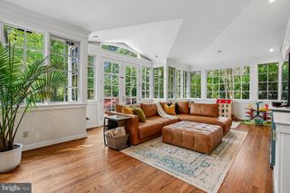 8634 GATESHEAD RD, Alexandria, VA 22309
