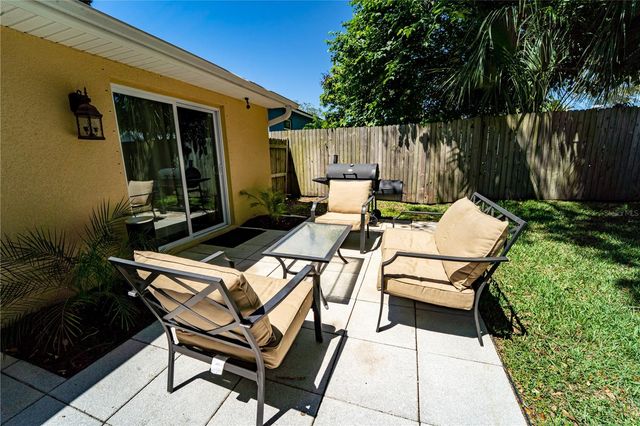 9621 N 46TH STREET, Tampa, FL 33617