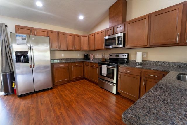9621 N 46TH STREET, Tampa, FL 33617