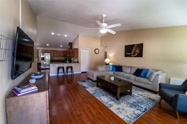 9621 N 46TH STREET, Tampa, FL 33617
