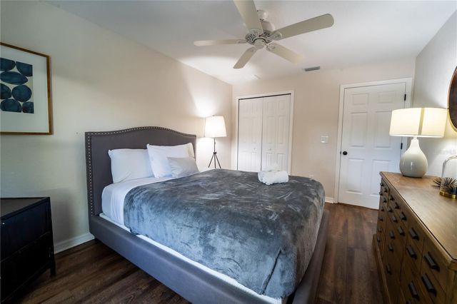 9621 N 46TH STREET, Tampa, FL 33617