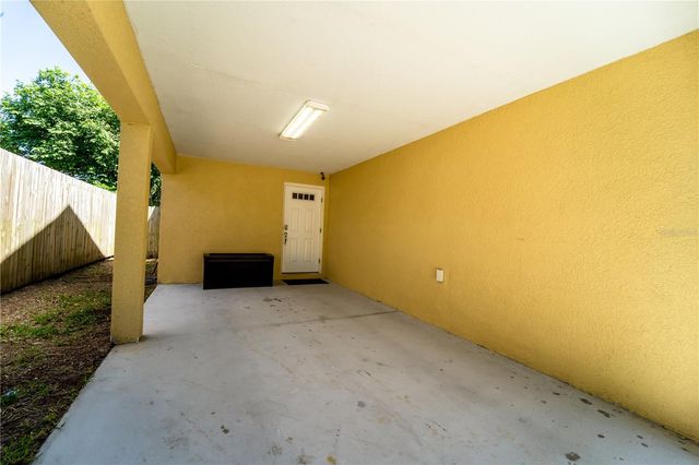 9621 N 46TH STREET, Tampa, FL 33617