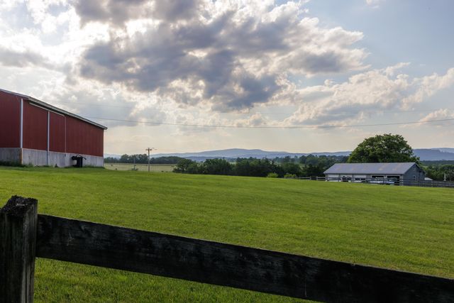 3155 HARPINE HWY, Rockingham, VA 22802