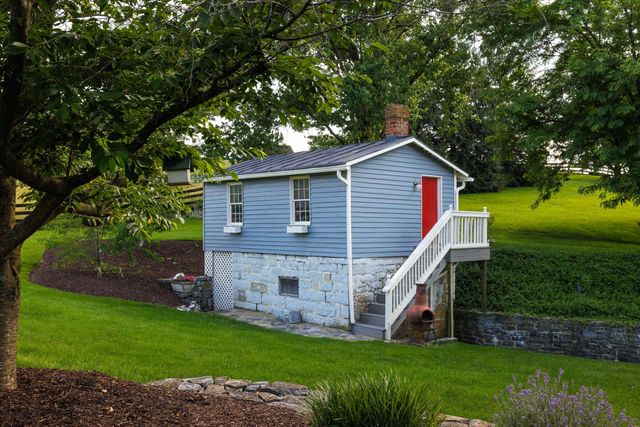 3155 HARPINE HWY, Rockingham, VA 22802