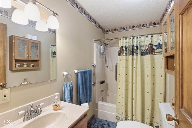 4618 W Harvest Lane, Bloomington, IN 47404