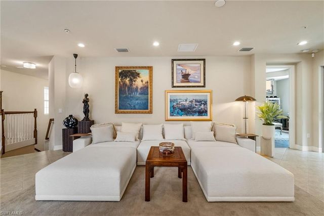 6510 Monterey PT # 204, Naples, FL 34105