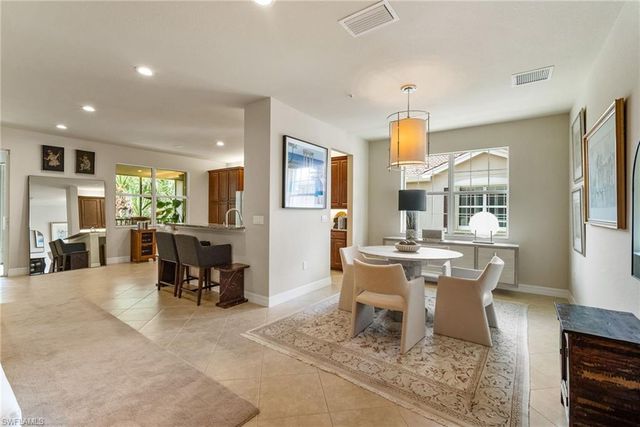 6510 Monterey PT # 204, Naples, FL 34105