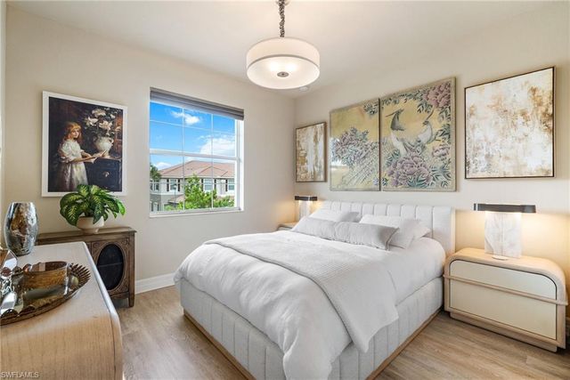 6510 Monterey PT # 204, Naples, FL 34105