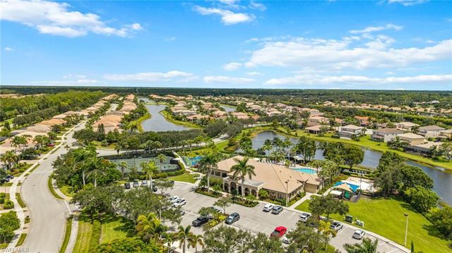 6510 Monterey PT # 204, Naples, FL 34105