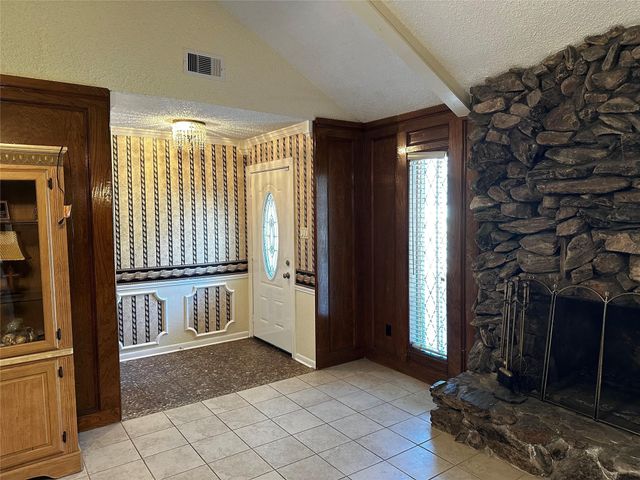 330 Maybrook Drive, Houston, TX 77015