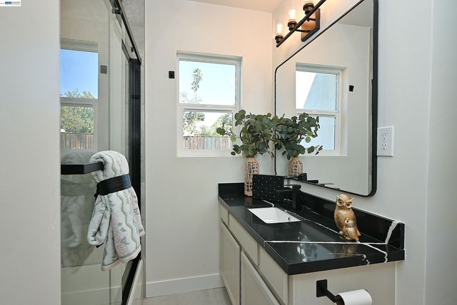 2403 Mountain View Dr., Concord, CA 94520