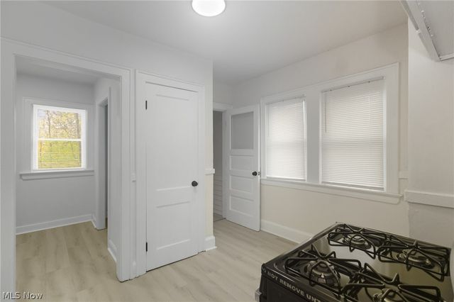 12808 Beachwood Avenue, Cleveland, OH 44105