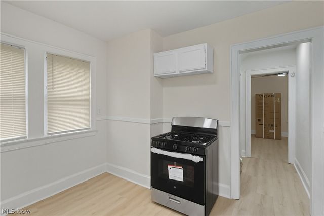 12808 Beachwood Avenue, Cleveland, OH 44105