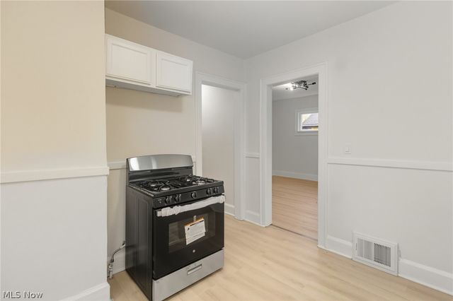 12808 Beachwood Avenue, Cleveland, OH 44105