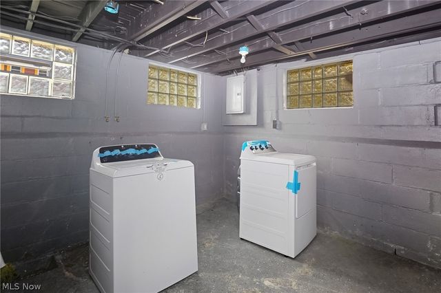 12808 Beachwood Avenue, Cleveland, OH 44105