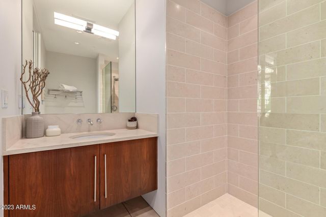 4737 N Scottsdale Road 2001E, Scottsdale, AZ 85251
